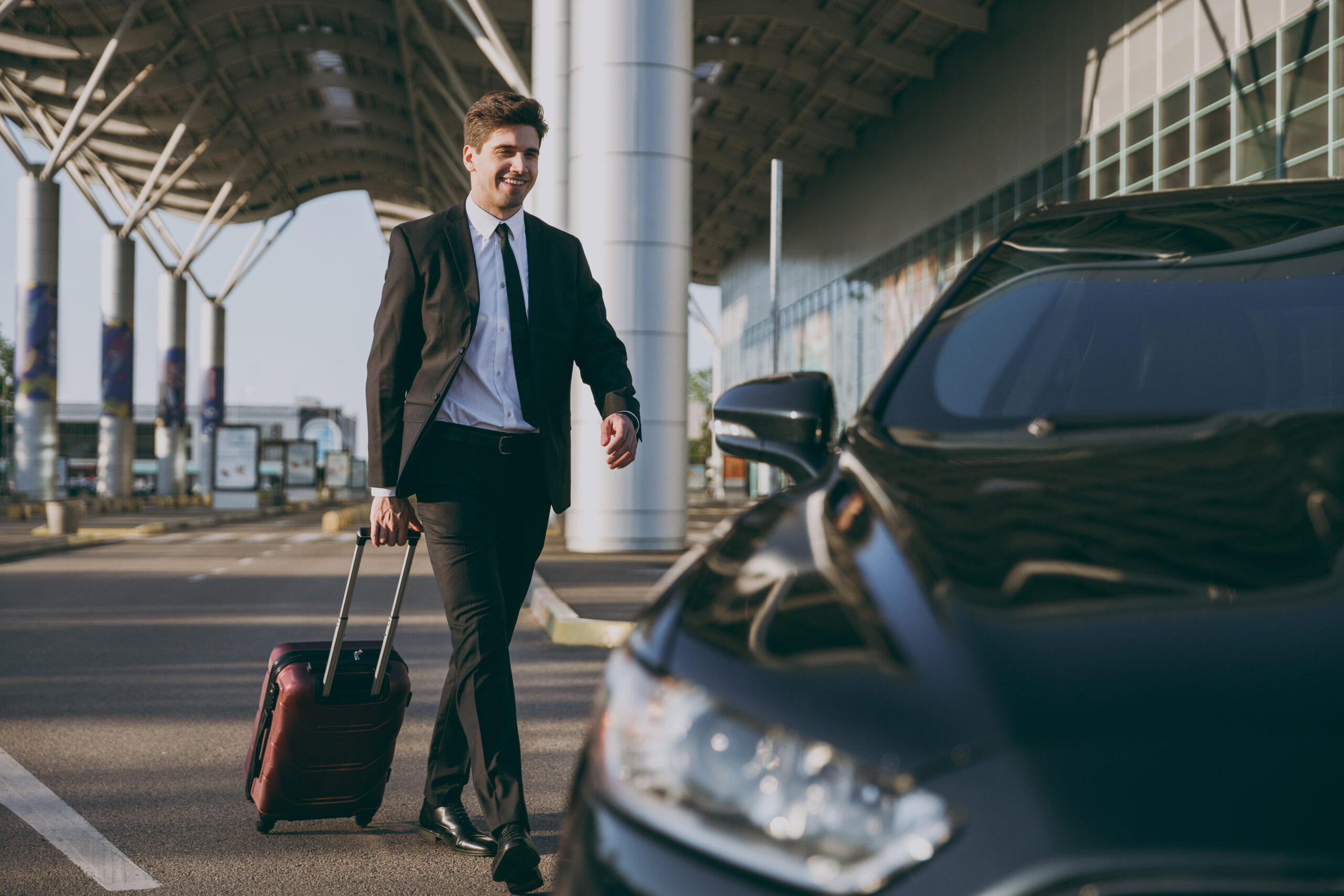 Best Cabs to Airport Bangalore: Complete Guide for Safe & Affordable Airport Taxi Booking